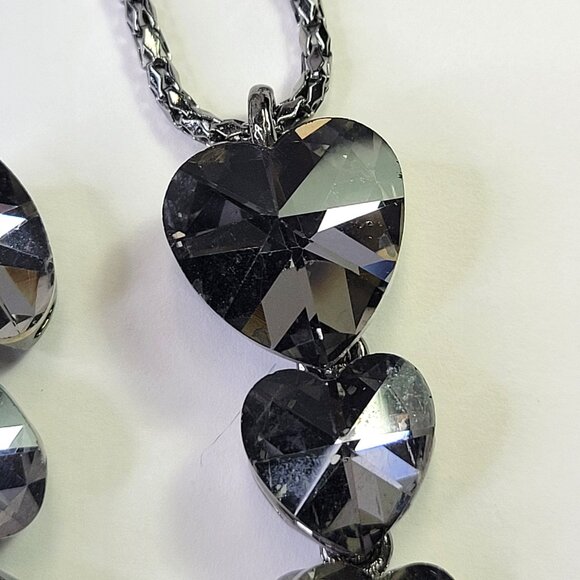 Crystal Heart Shape Pendants Necklace Long Statement Heart shape Necklace - Picture 8 of 14